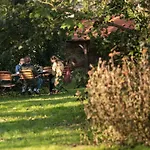 Greta Frühstückspension 4*
