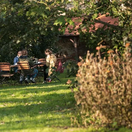 Greta Bed & Breakfast 4*