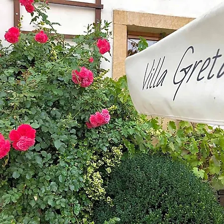 B&B Greta
