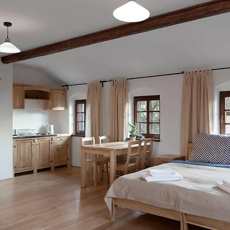 Greta Bed & Breakfast Świerzawa